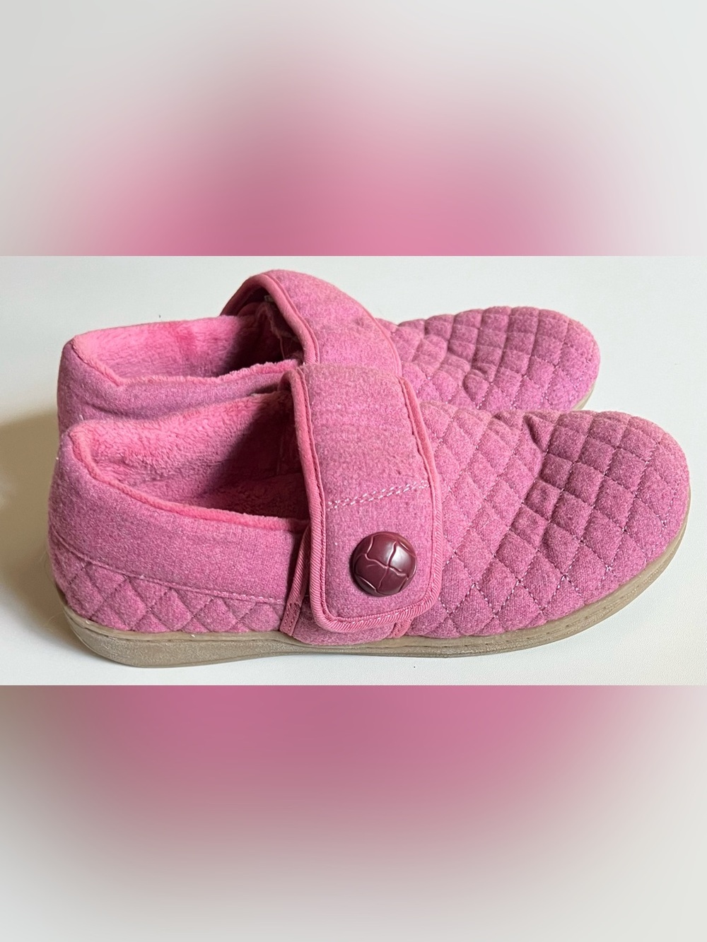 Vionic Jackie Rhubarb Pink Quilted Slippers 7 - Picture 3 of 13